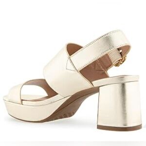 Aerosols Camera New $135 Sz 7 Elegant Cream Leather Block Heel Platform Sandals